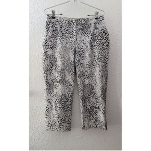 Chico's leopard print capri pants